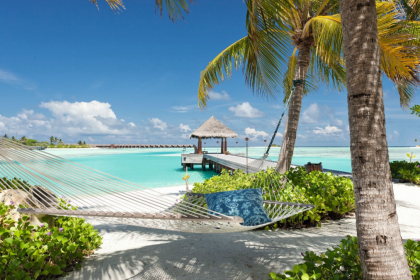 A Romantic & Luxury Escape to the Maldives