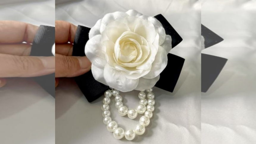 The History and Elegance of Silk Flower Brooches