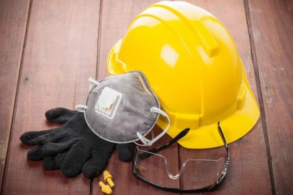 5 Strategies to Protect Your Team from Dropped Object Dangers in the Workplace