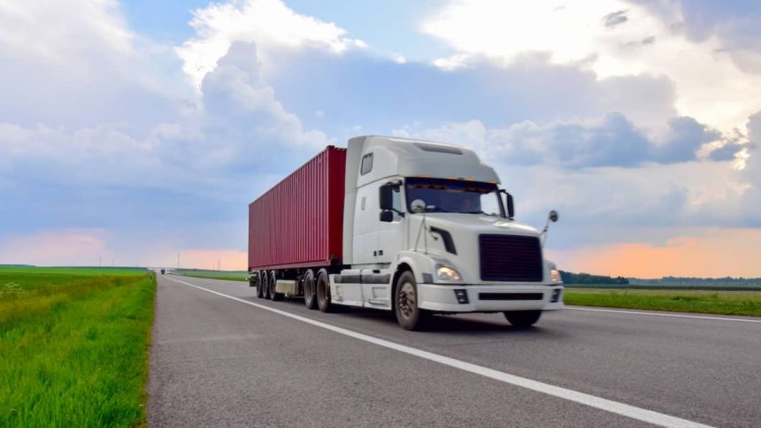 5 Ways a Commercial Truck Lawyer Can Help You After a Crash