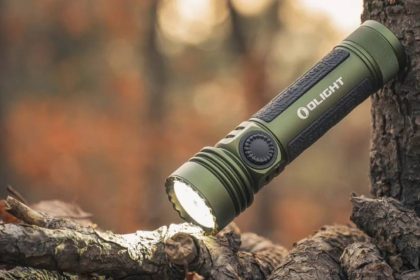 Olight The Arkflex Adjustable Right Angle Flashlight A Versatile Tool for Every Situation