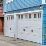 How to Choose Garage Door Repair Service in Huntington Beach