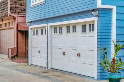 How to Choose Garage Door Repair Service in Huntington Beach