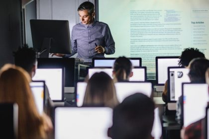 3 Ways Technology is Revolutionizing Communication in Higher Education