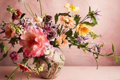 How to Craft Floral Arrangements That Tell a Story