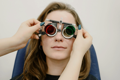 LASIK vs. Traditional Vision Correction A Clear Advantage