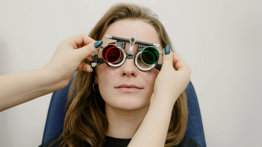 LASIK vs. Traditional Vision Correction A Clear Advantage