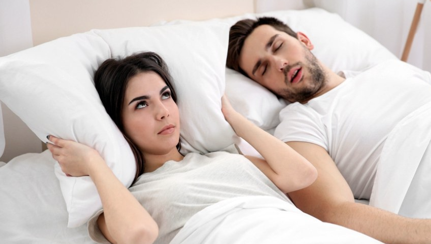 Snoring & Sleep Apnea: Causes, Risks & Treatment